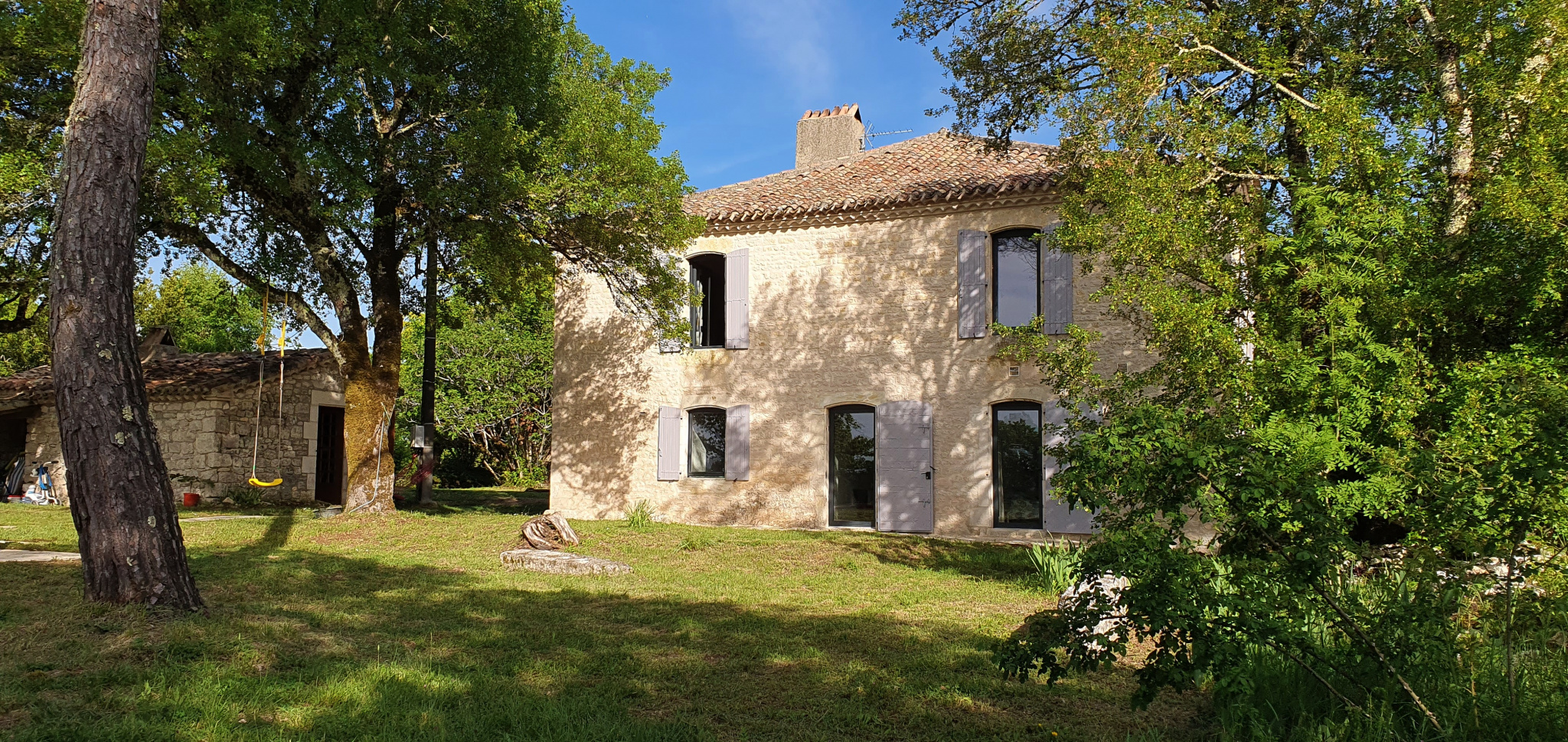 Charmante propiété authentique dans le Quercy Blanc au sud du Lot