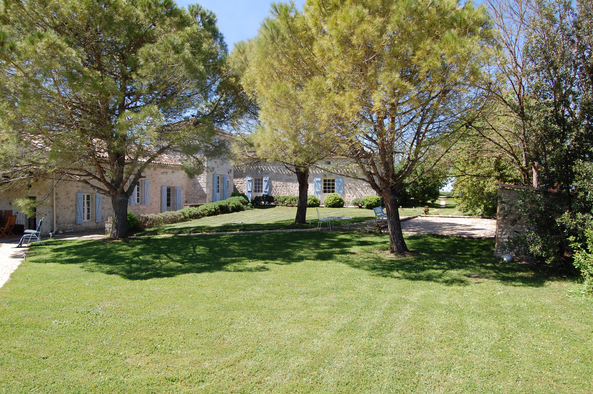 Authentique propriété familiale ou maison de campagne, A voir !