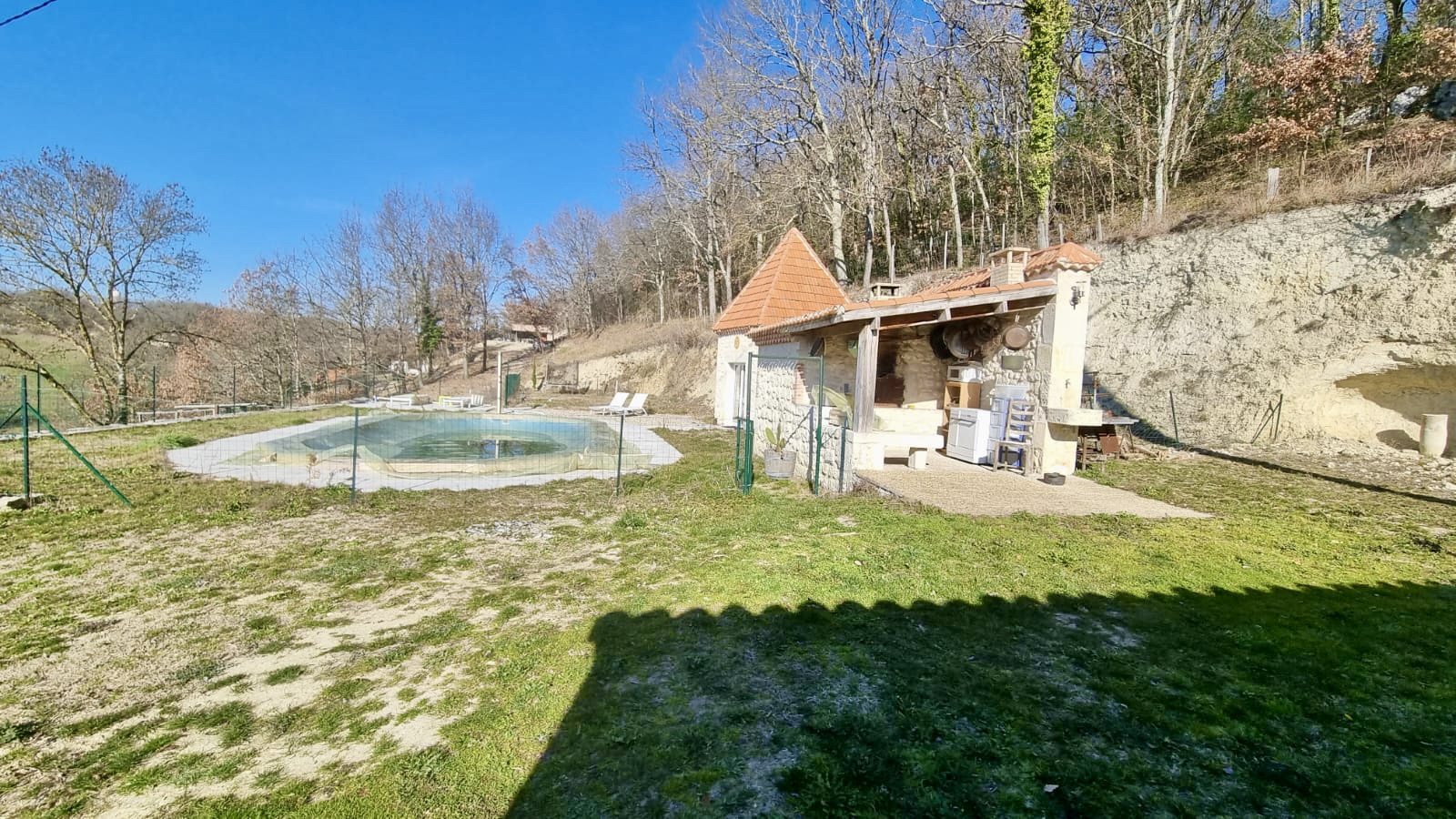 Belle propriété en pierre avec vue dégagée dans le Tarn et Garonne