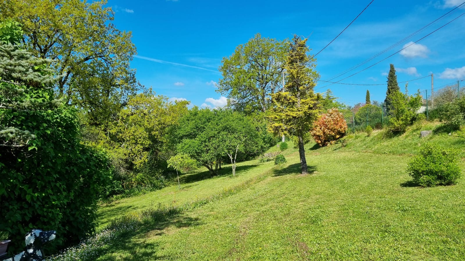 Charmante propriété remplie d'histoire sur les hauteurs  d'un hameau du Quercy