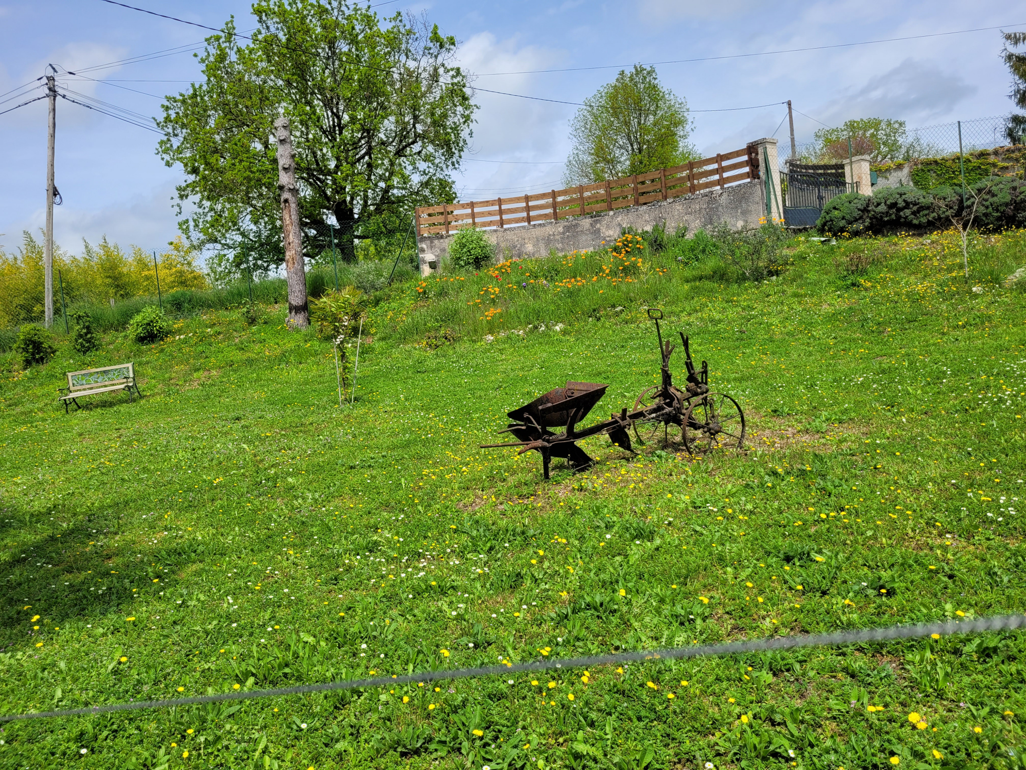 Charmante propriété remplie d'histoire sur les hauteurs  d'un hameau du Quercy