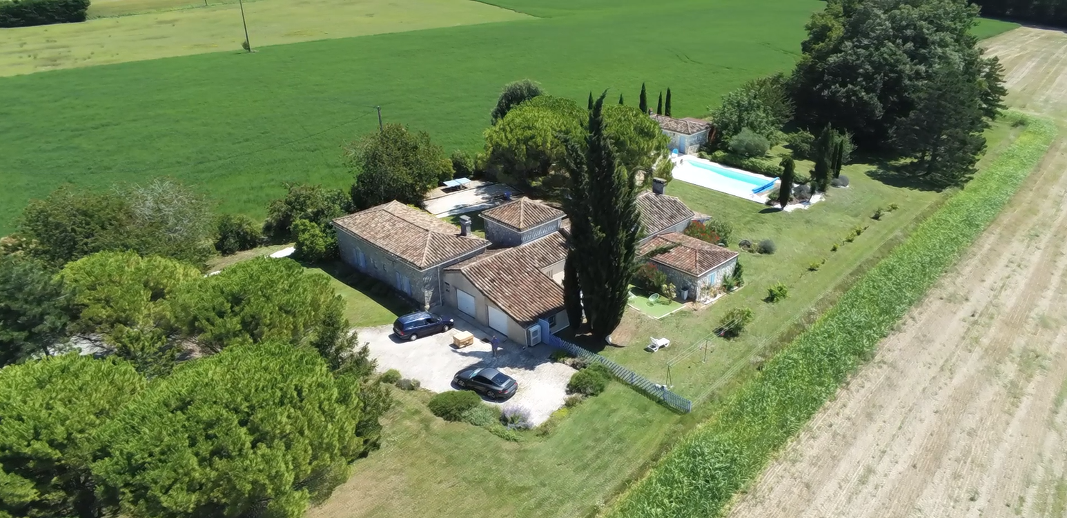 Authentique propriété familiale ou maison de campagne, A voir !